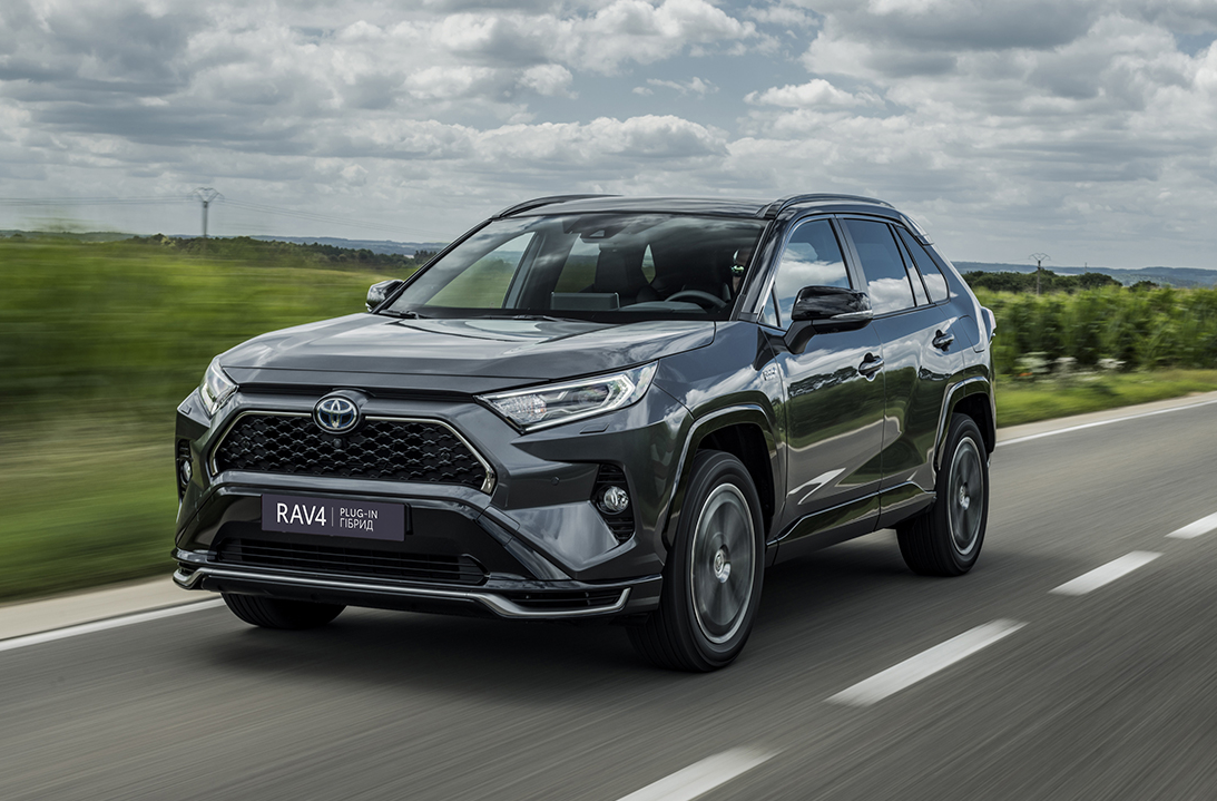 Toyota RAV4 Plug-in Гибрид